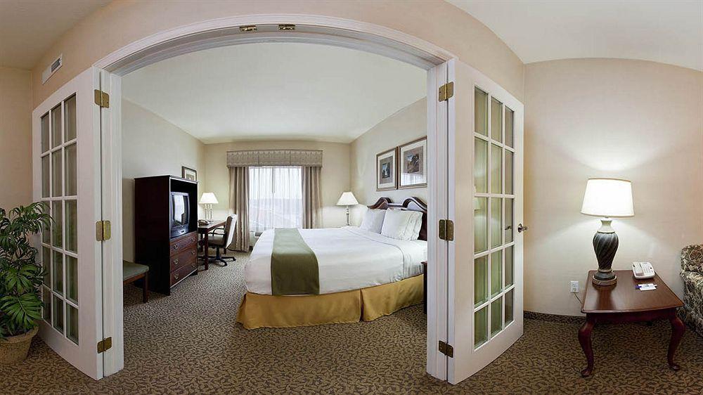 Holiday Inn Express Hotel And Suites Conroe By Ihg Extérieur photo