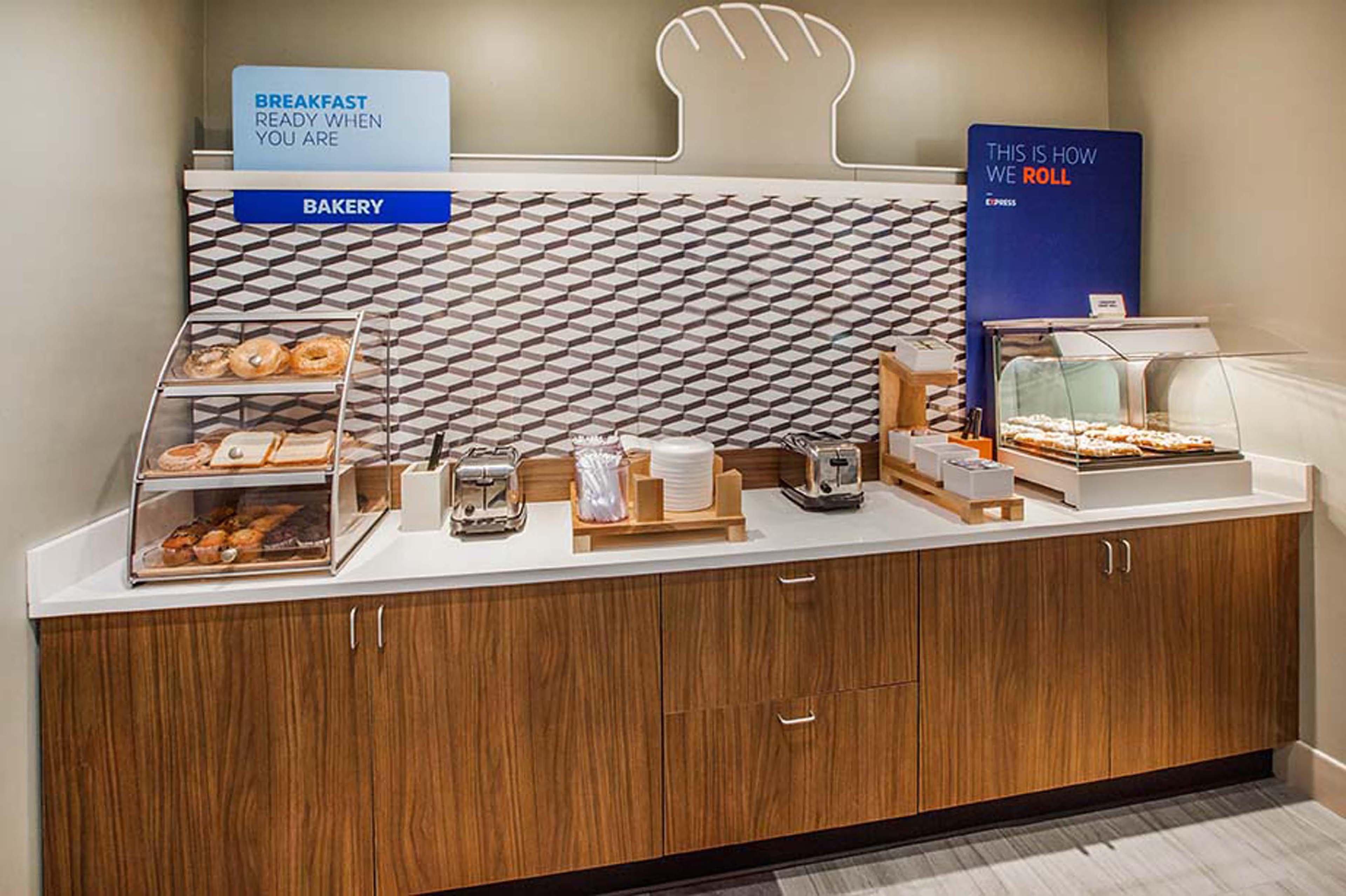Holiday Inn Express Hotel And Suites Conroe By Ihg Extérieur photo